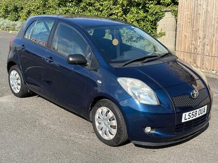 TOYOTA YARIS 1.3 T3